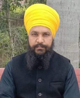 श्री खुरालगढ़ साहिब की ओर जाने वाली सड़कें खस्ताहाल हैं